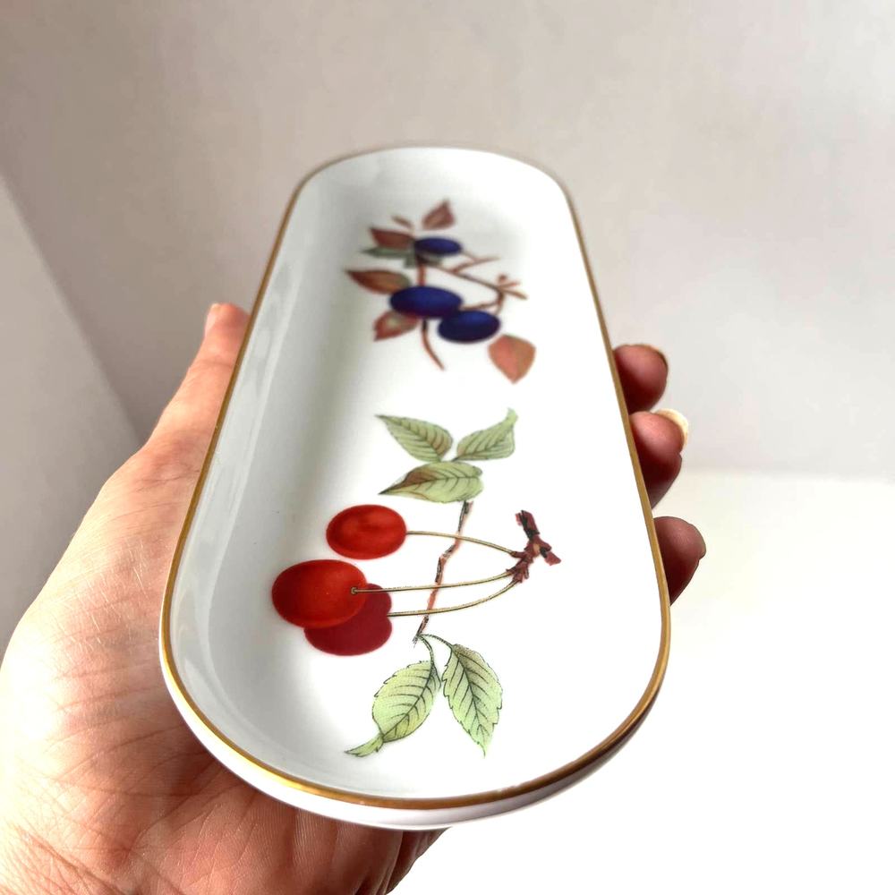 EVERHAM ROYAL WORCESTER Olive or Candy Dish 9" Gold Trimmed Berries England